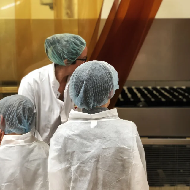 Biscuiterie Lonlay Labbaye Biscuit Gateau Sables Terroir Gastronomie Gourmandise Visite Production Fabrication