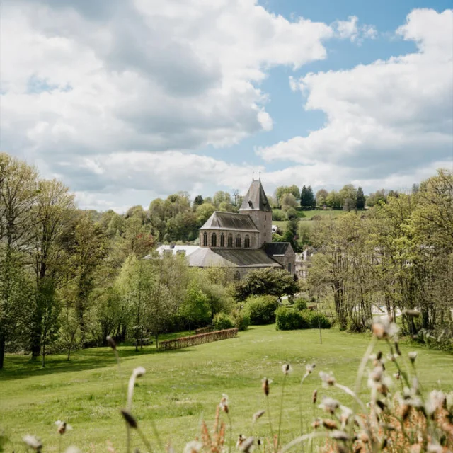 Lonlay Abbaye Domfront Bagnoles Bocage Eglise Champ